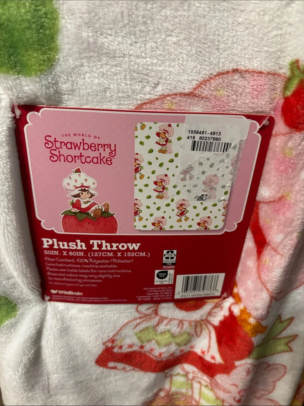 Strawberry Shortcake Custard Fall Leaves  Plush Throw Blanket NWT